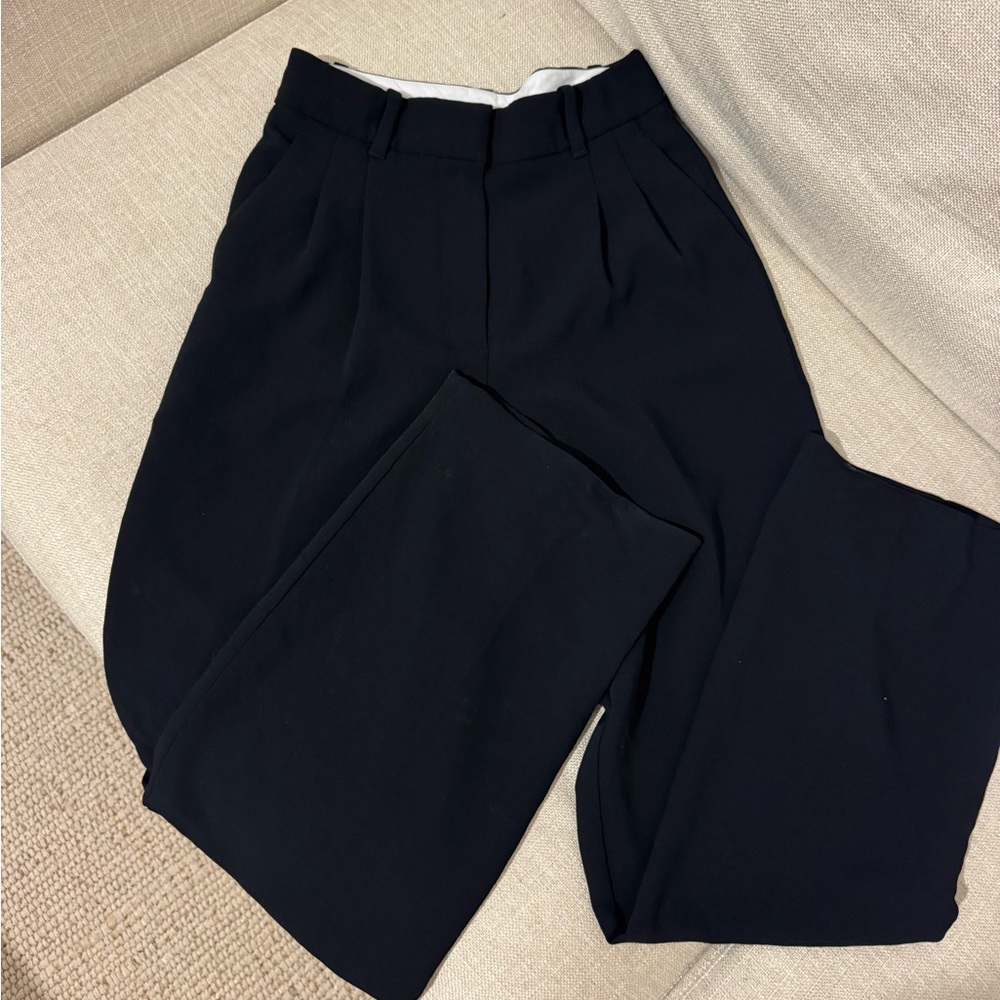Aritzia Wilfred effortless pants